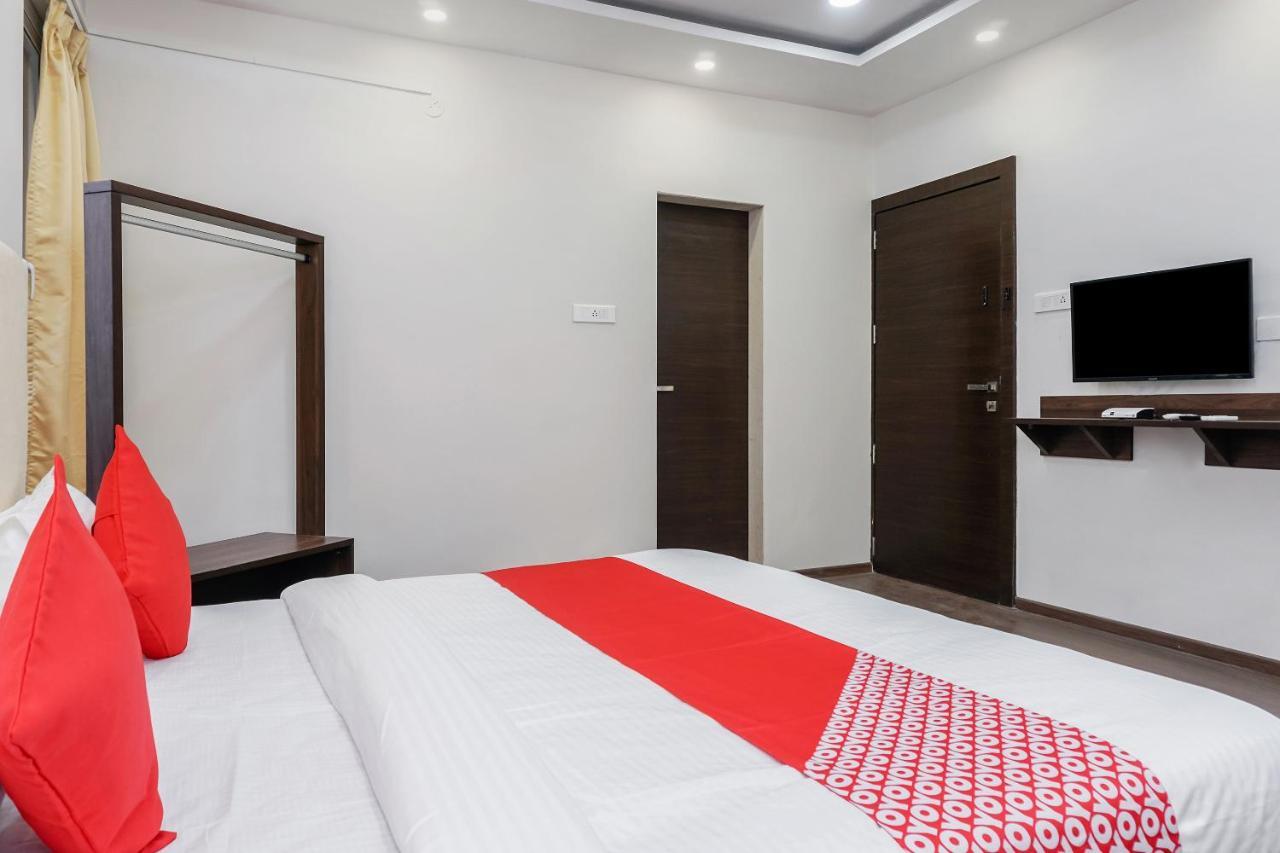Oyo 16832 Hotel I Suite 2 Mangvadi Экстерьер фото