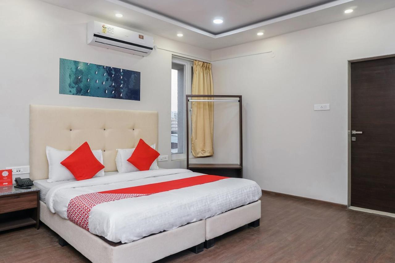 Oyo 16832 Hotel I Suite 2 Mangvadi Экстерьер фото