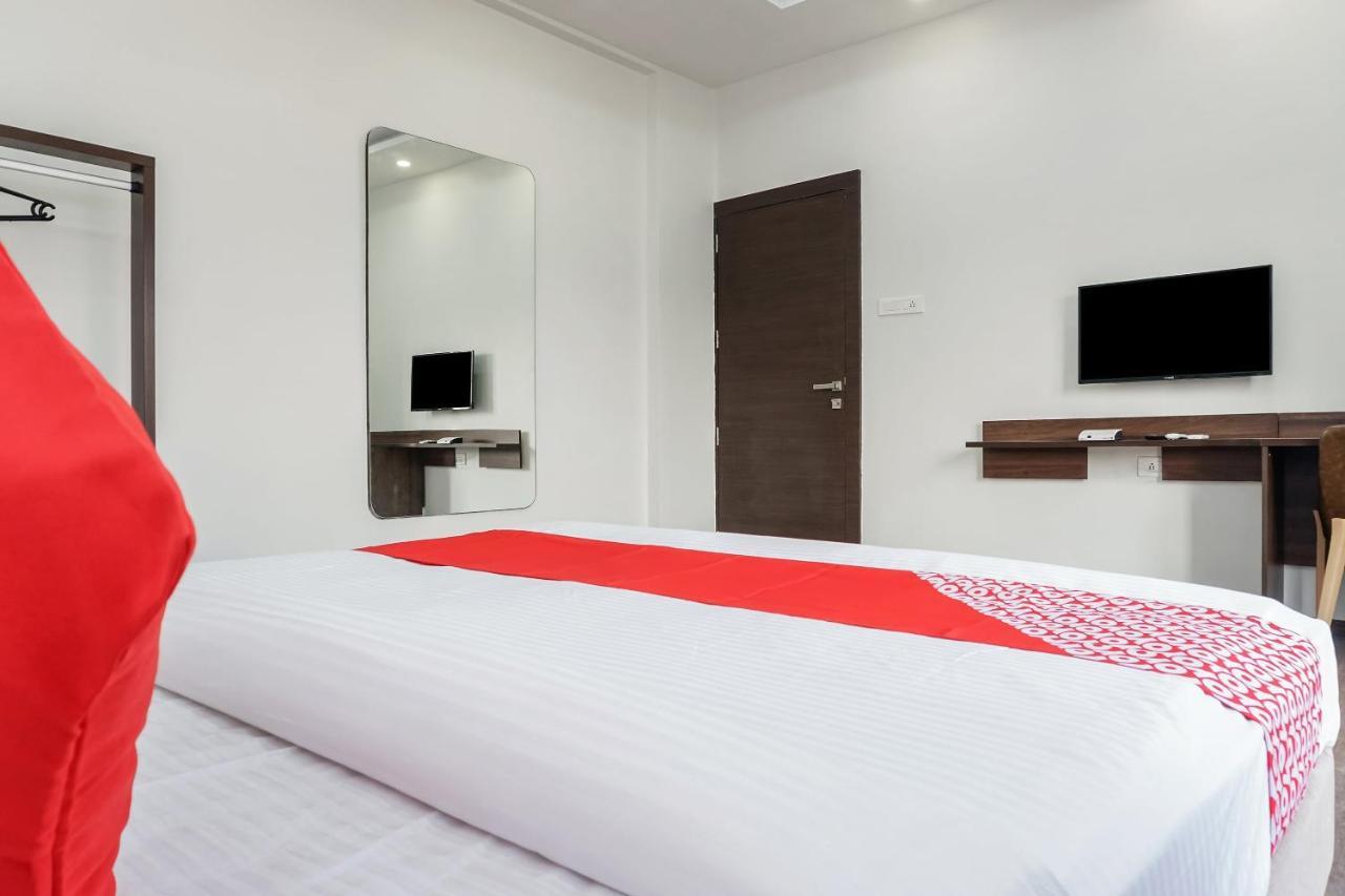 Oyo 16832 Hotel I Suite 2 Mangvadi Экстерьер фото
