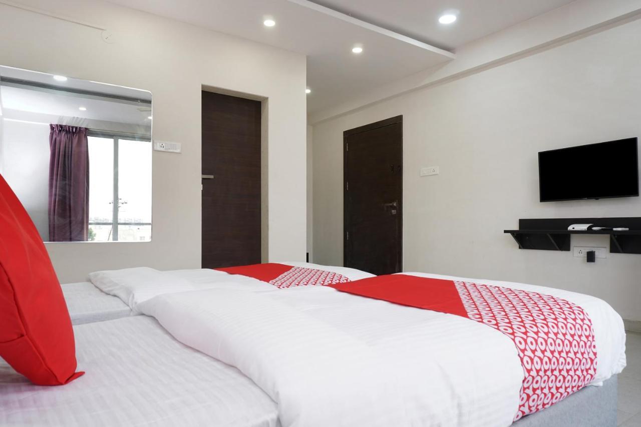 Oyo 16832 Hotel I Suite 2 Mangvadi Экстерьер фото